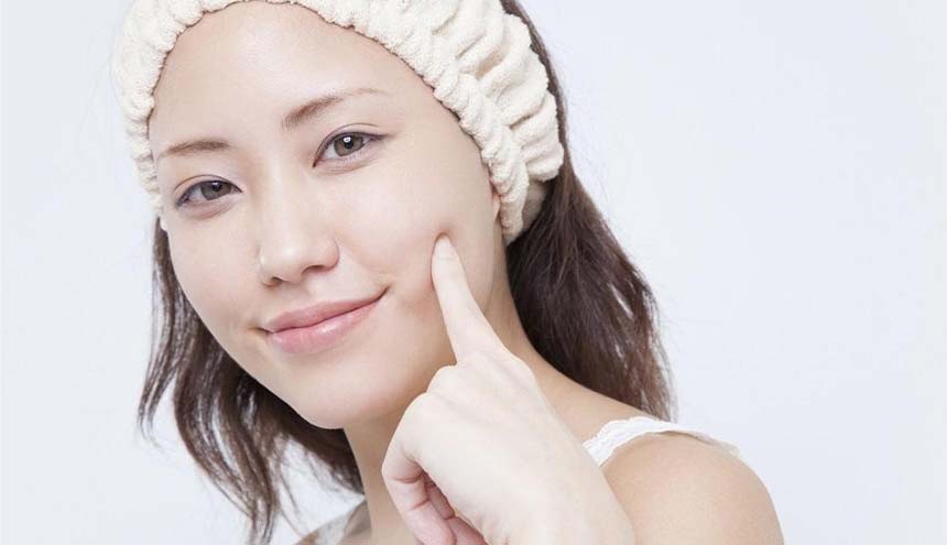 Bikin Wajah Glowing, Berikut 12 Rekomendasi Skincare untuk Kulit Kusam