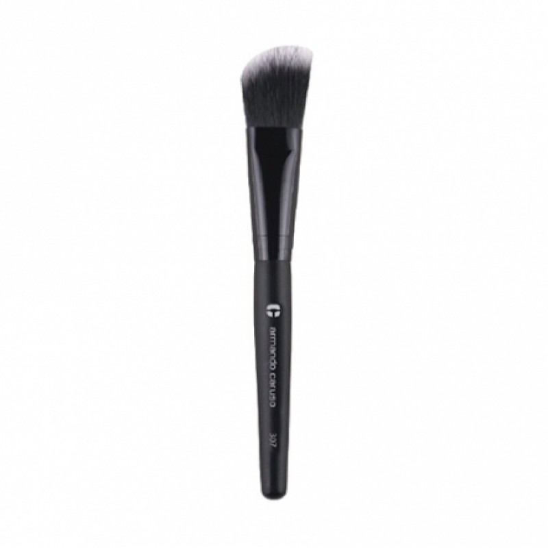 ARMANDO CARUSO 307 Angled Foundation Brush