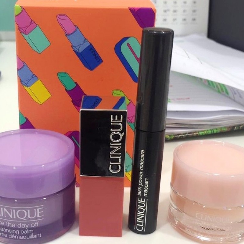 CLINIQUE CLINIQUE GIFT SET (4pc)